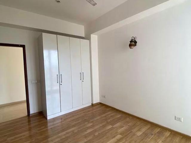 Rental | 3 BHK + 2000 Sq.Ft. Apartment in Emaar Imperial Gardens