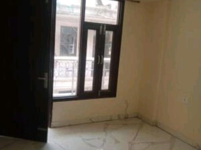 Rental | 3 BHK 2000 Sq.Ft. Apartment in Vijeta CHS