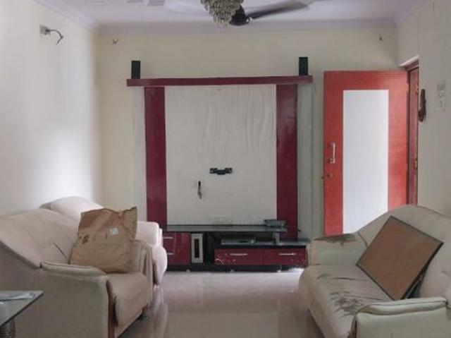 Rental | 3 BHK 2000 Sq.Ft. Apartment in Yashodeep CHS