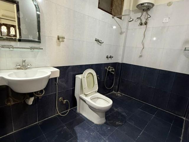 Rental | 3 BHK 2000 Sq.Ft. Independent House in Sector 23