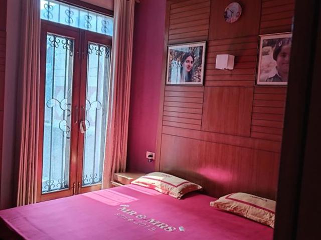 Rental | 3 BHK 2000 Sq.Ft. Independent House in Sector 33