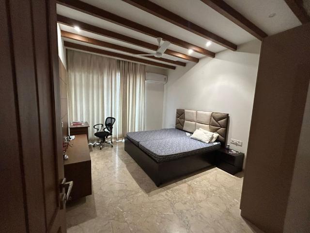 Rental | 3 BHK 2000 Sq.Ft. Independent House in Sector 34