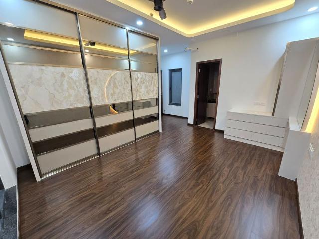Rental | 3 BHK + 2004 Sq.Ft. Apartment in Purva Atmosphere