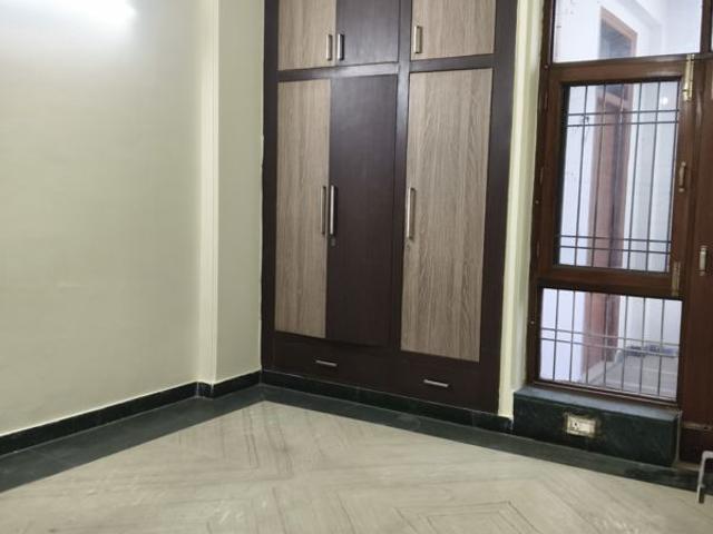 Rental | 3 BHK + 200 Sq.Mt. Villa in RWA Apartments Sector 122