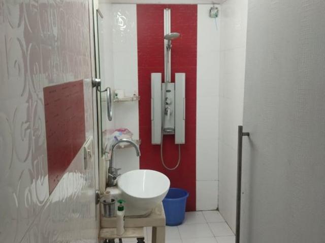 Rental | 3 BHK 200 Sq.Ft. Apartment in Nizamuddin East