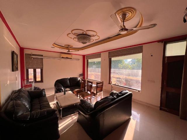 Rental | 3 BHK 200 Sq.Ft. Villa in Sector 23