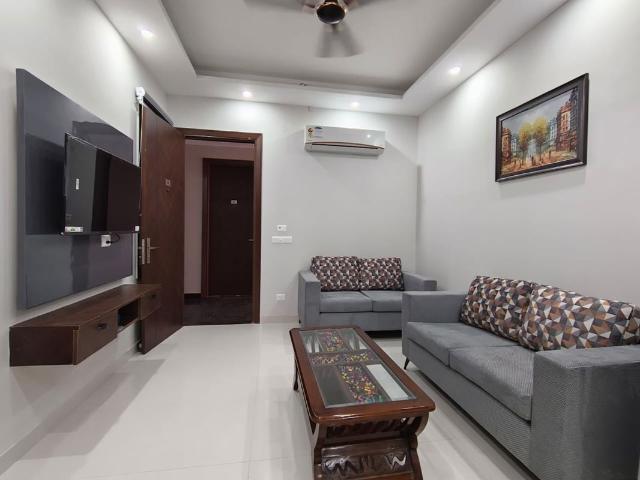 Rental | 3 BHK 200 Sq.Yd. Apartment in Ardee Mall