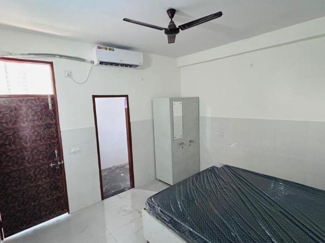 Rental | 3 BHK 200 Sq.Yd. Apartment in Delhi Heights