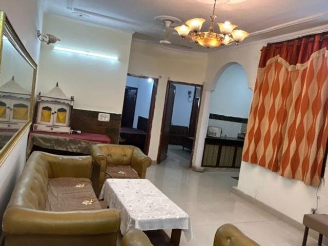 Rental | 3 BHK 200 Sq.Yd. Apartment in Greater Kailash I