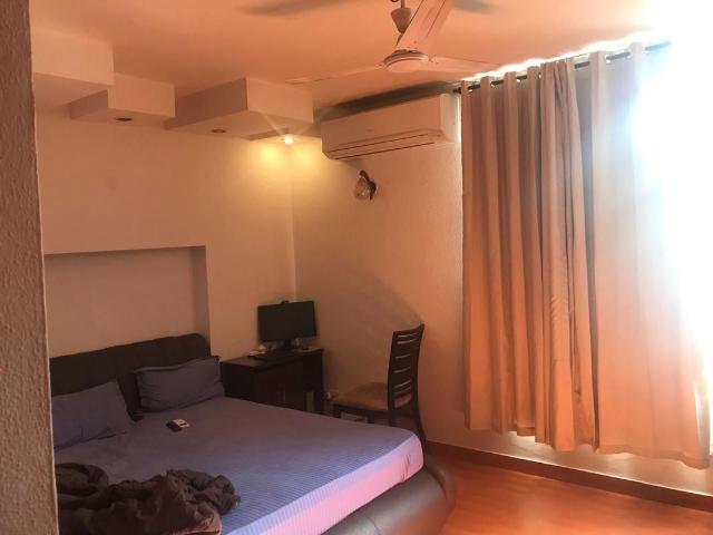 Rental | 3 BHK 200 Sq.Yd. Apartment in Green Park