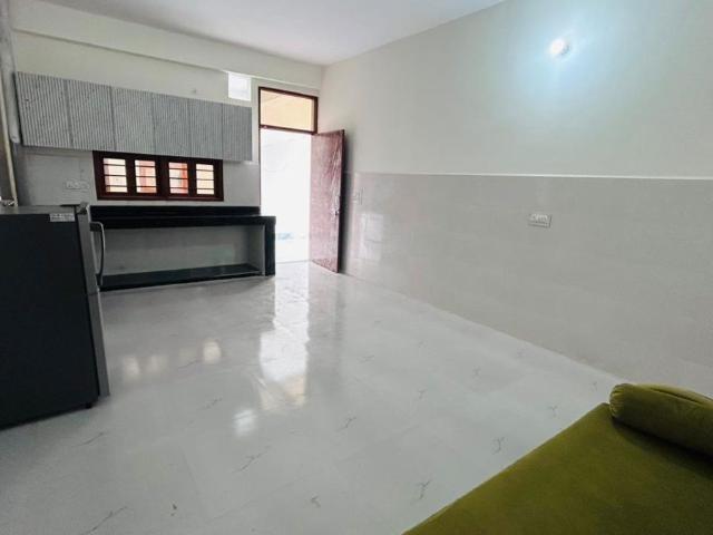 Rental | 3 BHK 200 Sq.Yd. Apartment in Sawasdee Heights