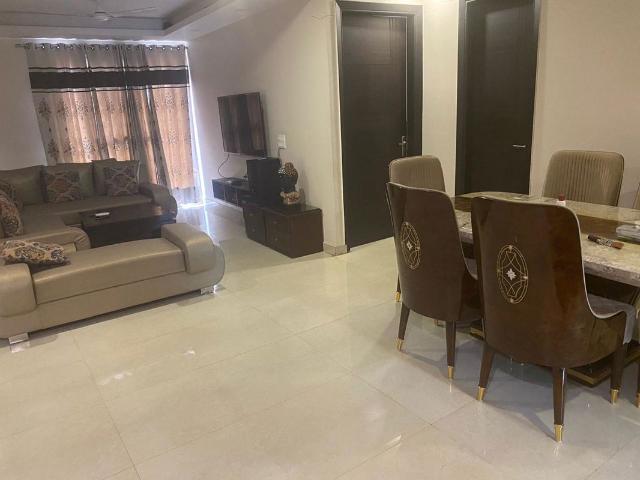 Rental | 3 BHK 2150 Sq.Ft. Apartment in Ardee City