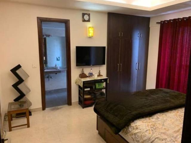 Rental | 3 BHK 2150 Sq.Ft. Apartment in SAS Shalimar Grand