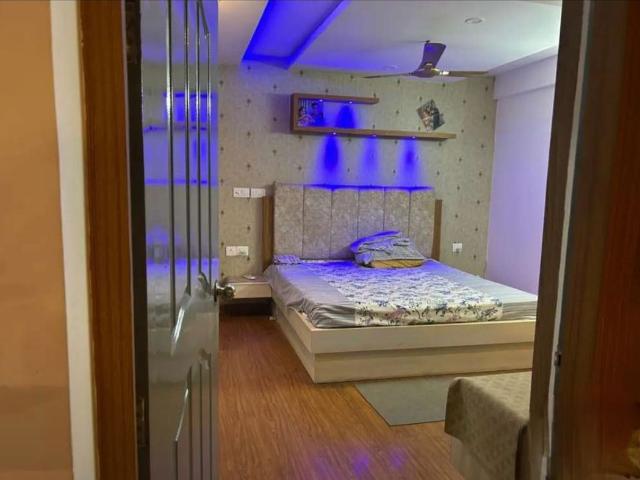 Rental | 3 BHK + 2150 Sq.Ft. Apartment in SAS Shalimar Grand