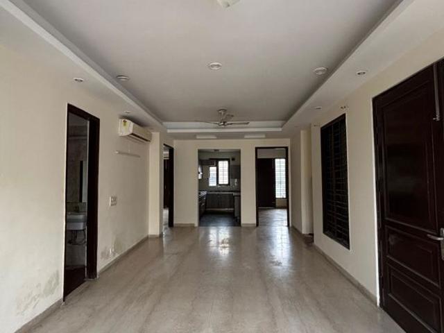 Rental | 3 BHK 2160 Sq.Ft. Apartment in Sector 50