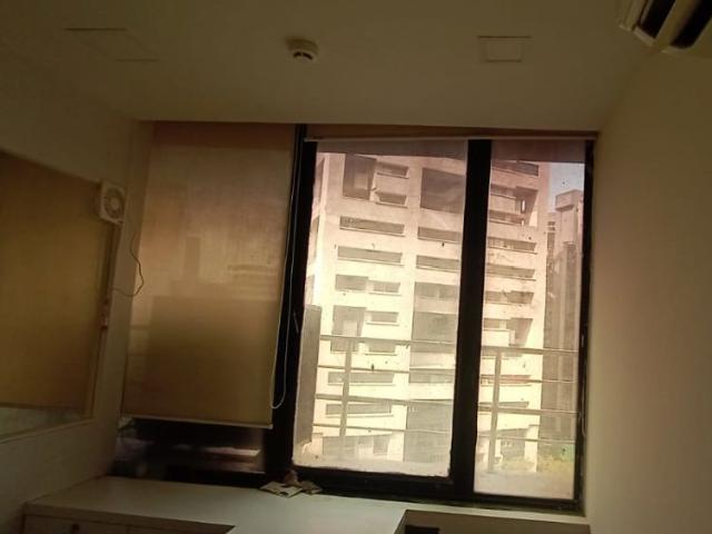 Rental | 3 BHK 217 Sq.Yd. Apartment in Defence Enclave Noida