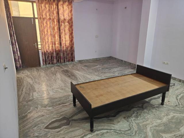 Rental | 3 BHK + 217 Sq.Yd. Independent House in Defence Colony