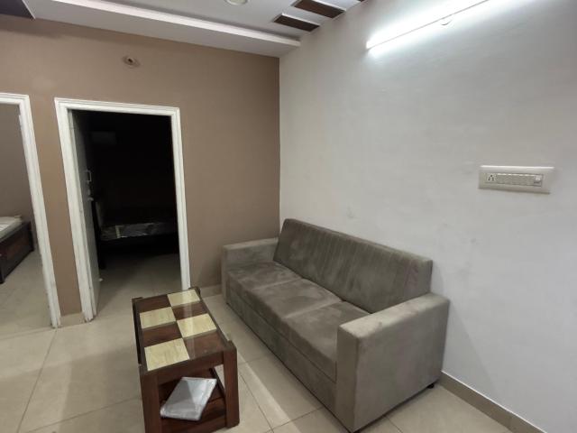 Rental | 3 BHK + 2182 Sq.Ft. Apartment in Maya Indraprastha