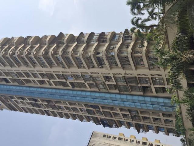 Rental | 3 BHK 2190 Sq.Ft. Apartment in Gajra Bhoomi Oscar