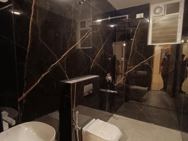 Rental | 3 BHK + 2100 Sq.Ft. Apartment in Cooke Town