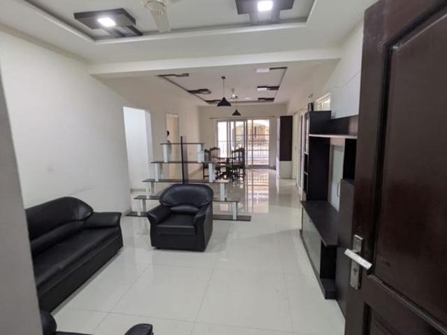 Rental | 3 BHK 2100 Sq.Ft. Apartment in Aditya Empress Towers