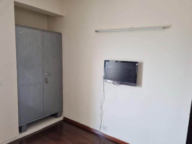 Rental | 3 BHK + 2100 Sq.Ft. Apartment in BPTP Park Grandeura
