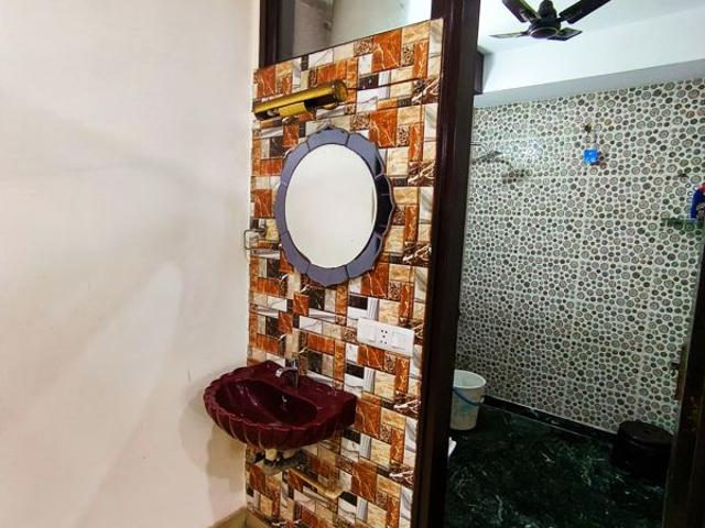 Rental | 3 BHK 2100 Sq.Ft. Apartment in Greater Kailash Part 3