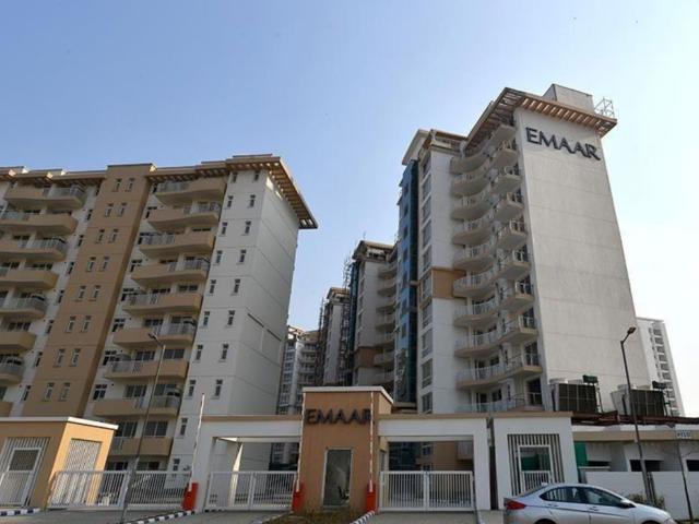 Rental | 3 BHK + 2100 Sq.Ft. Apartment in Emaar The Palm Drive The Premier Terraces