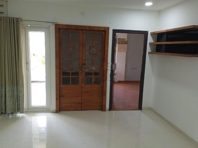 Rental | 3 BHK 2100 Sq.Ft. Apartment in Incor Divino