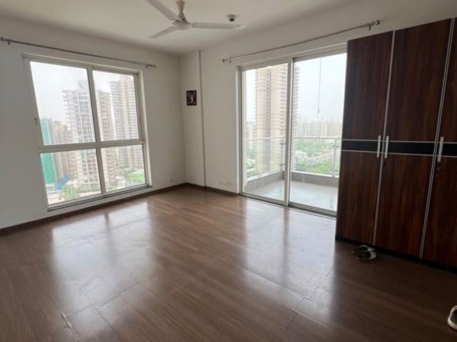 Rental | 3 BHK + 2100 Sq.Ft. Apartment in M3M Escala