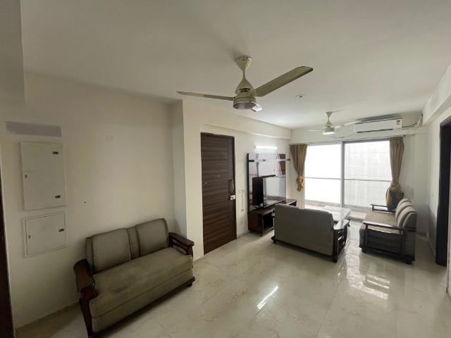 Rental | 3 BHK + 2125 Sq.Ft. Apartment in NBCC Heights