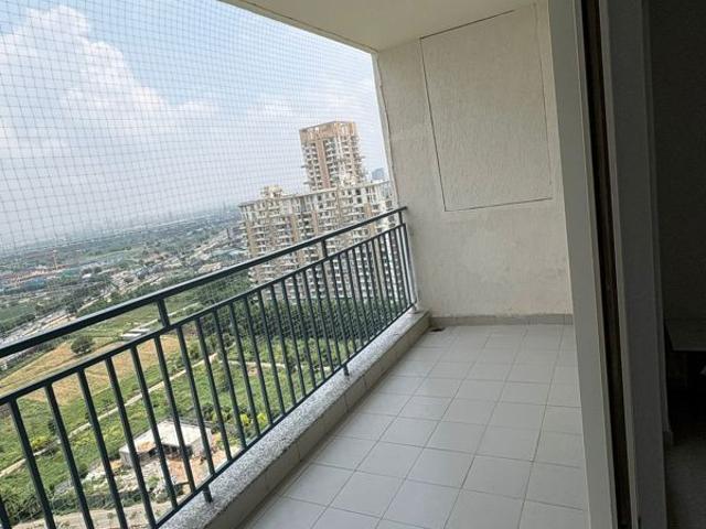 Rental | 3 BHK + 2129 Sq.Ft. Apartment in Godrej Air Sector 85