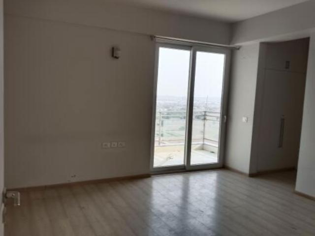 Rental | 3 BHK + 2132 Sq.Ft. Apartment in DLF The Ultima