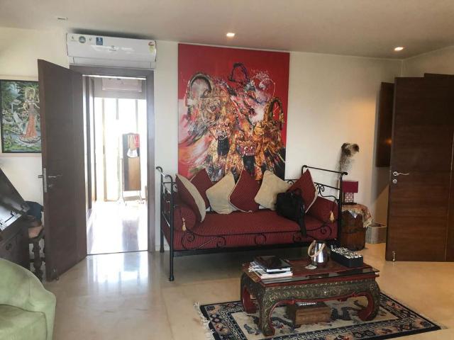 Rental | 3 BHK + 2240 Sq.Ft. Apartment in Oberoi Realty Sky Heights