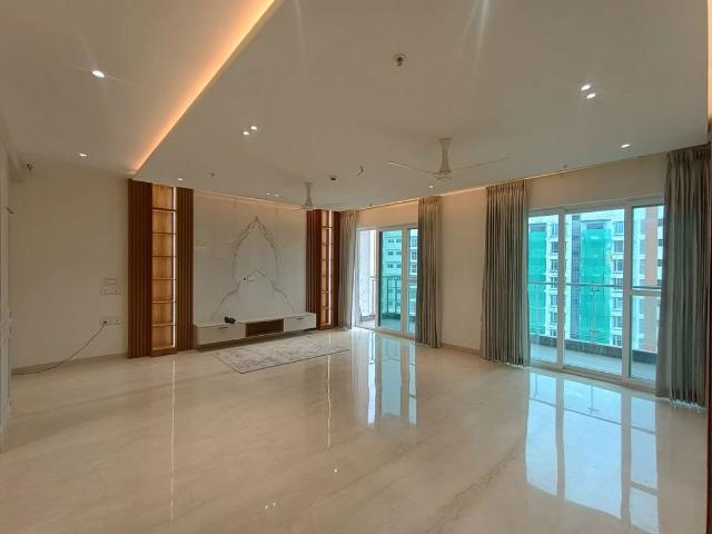 Rental | 3 BHK 2250 Sq.Ft. Apartment in K Raheja Vivarea Bangalore
