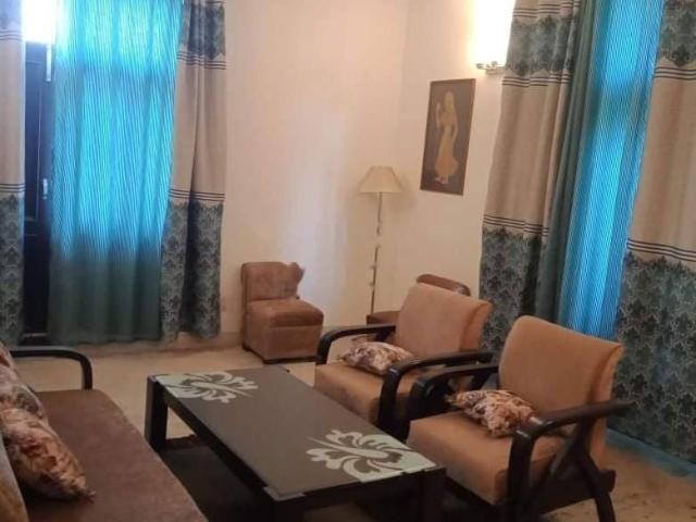 Rental | 3 BHK 2200 Sq.Ft. Apartment in Aurobindo Kohinoor