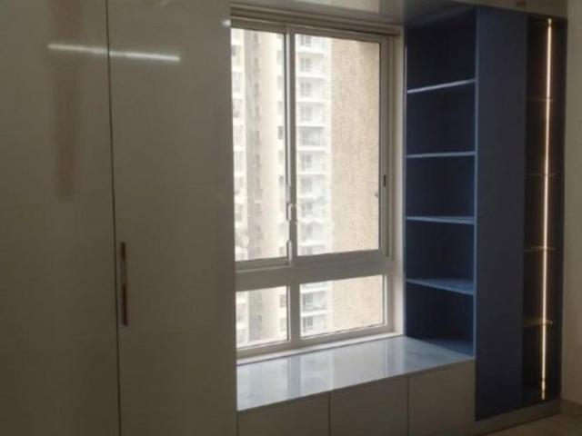 Rental | 3 BHK 2200 Sq.Ft. Apartment in Aurobindo Kohinoor