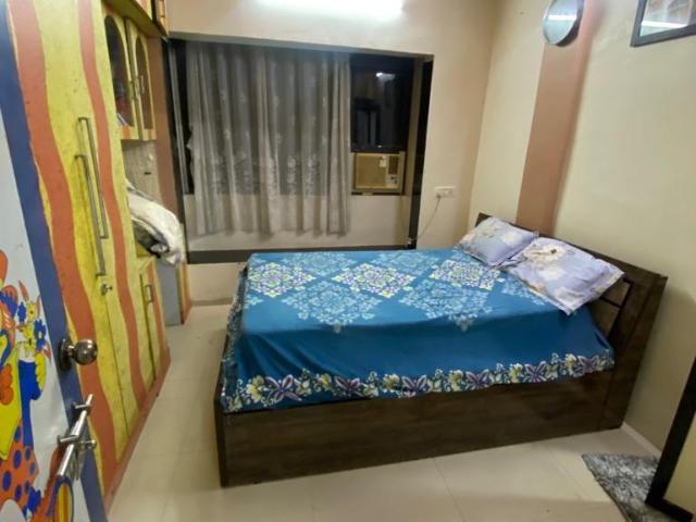 Rental | 3 BHK 2200 Sq.Ft. Apartment in Kopar Khairane