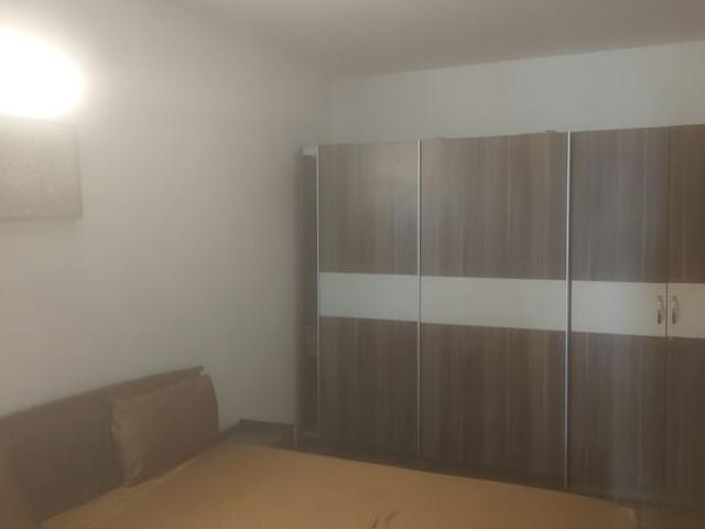 Rental | 3 BHK + 2200 Sq.Ft. Apartment in Jan Pratinidhi Apartment