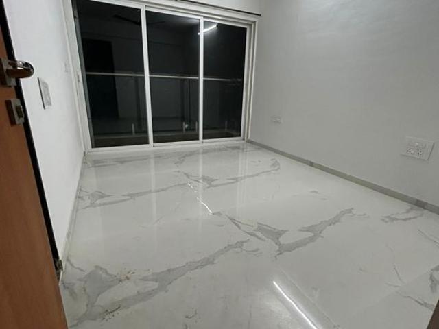Rental | 3 BHK 2200 Sq.Ft. Apartment in NG Grand Plaza