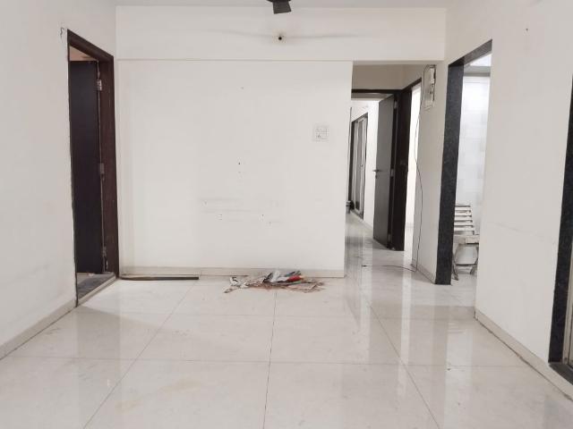 Rental | 3 BHK + 2205 Sq.Ft. Apartment in Prajapati Cascade