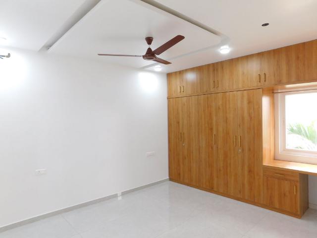 Rental | 3 BHK + 2350 Sq.Ft. Apartment in EIPL Corner Stone