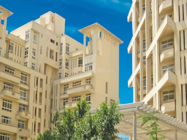 Rental | 3 BHK + 2368 Sq.Ft. Apartment in Unitech Uniworld City