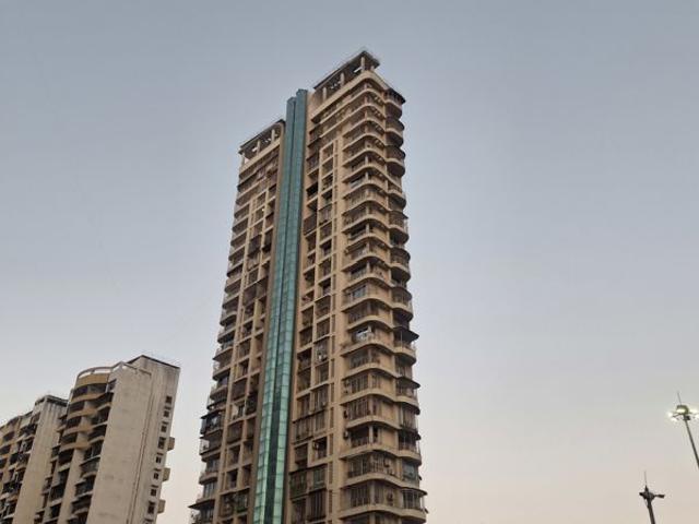 Rental | 3 BHK 2380 Sq.Ft. Apartment in Gajra Bhoomi Oscar
