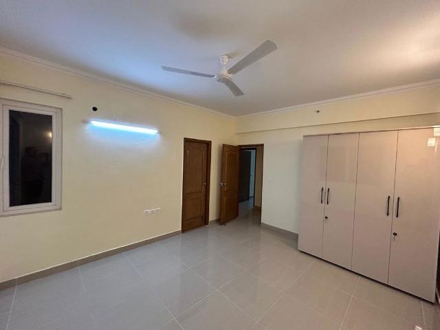 Rental | 3 BHK + 2300 Sq.Ft. Apartment in ATS Golf Meadows