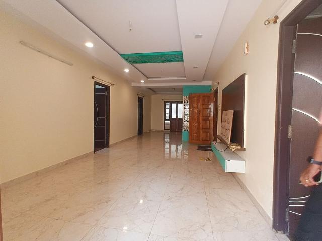 Rental | 3 BHK + 2300 Sq.Ft. Apartment in Frazer Heights