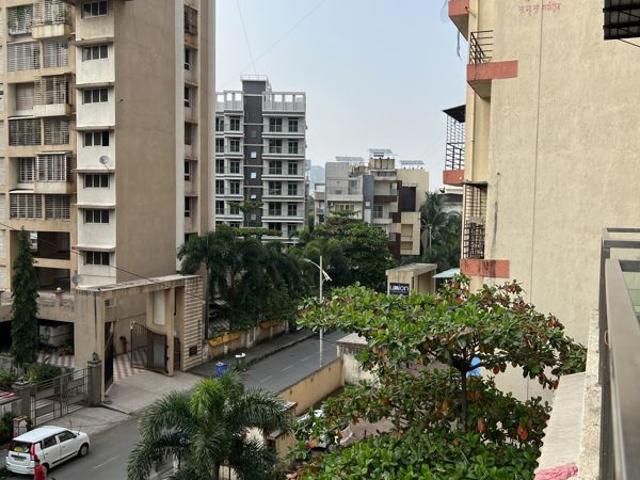 Rental | 3 BHK + 2300 Sq.Ft. Apartment in Ishwar Om Siddhivinayak Apartment