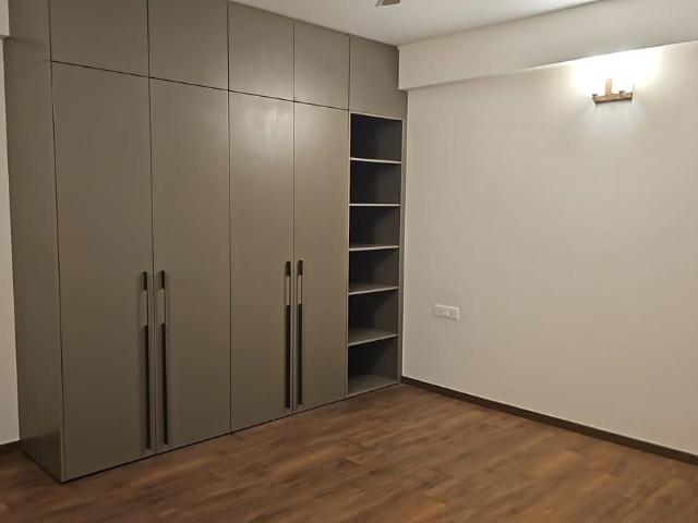 Rental | 3 BHK + 2300 Sq.Ft. Apartment in Maya Apartments Cooke Town