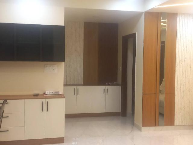 Rental | 3 BHK + 2452 Sq.Ft. Apartment in Western Exotica