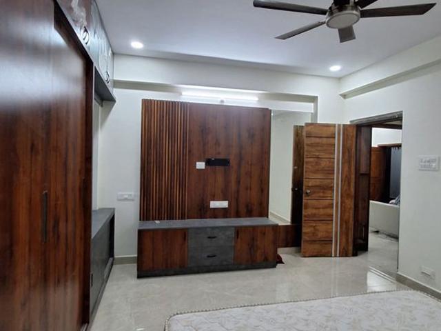 Rental | 3 BHK + 2452 Sq.Ft. Apartment in Western Exotica